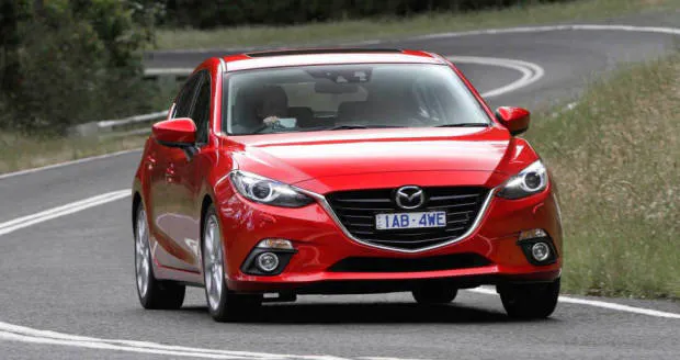 14/Mazda/3/SP25/Press/F34