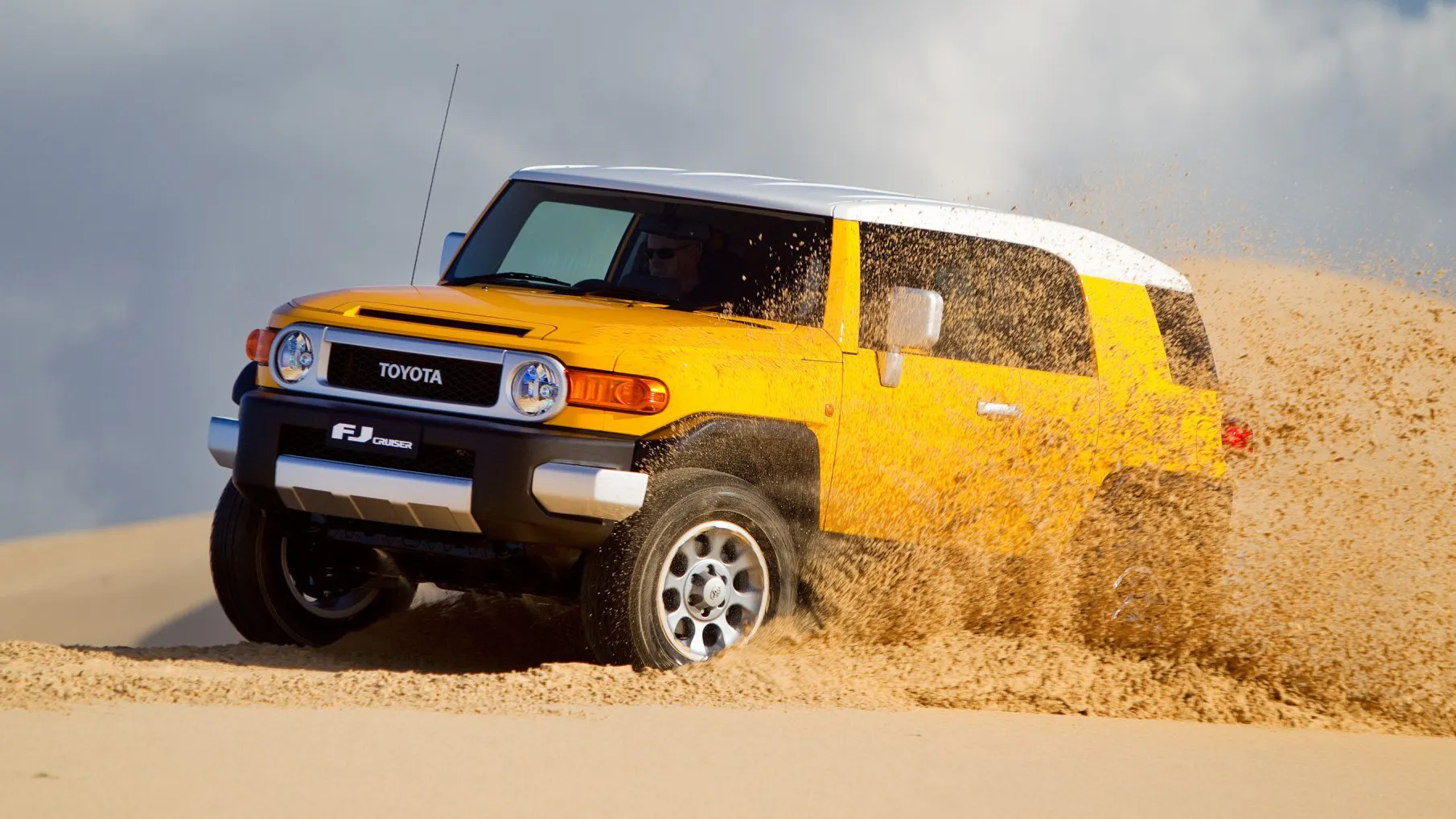 2014 Toyota FJ Cruiser Review