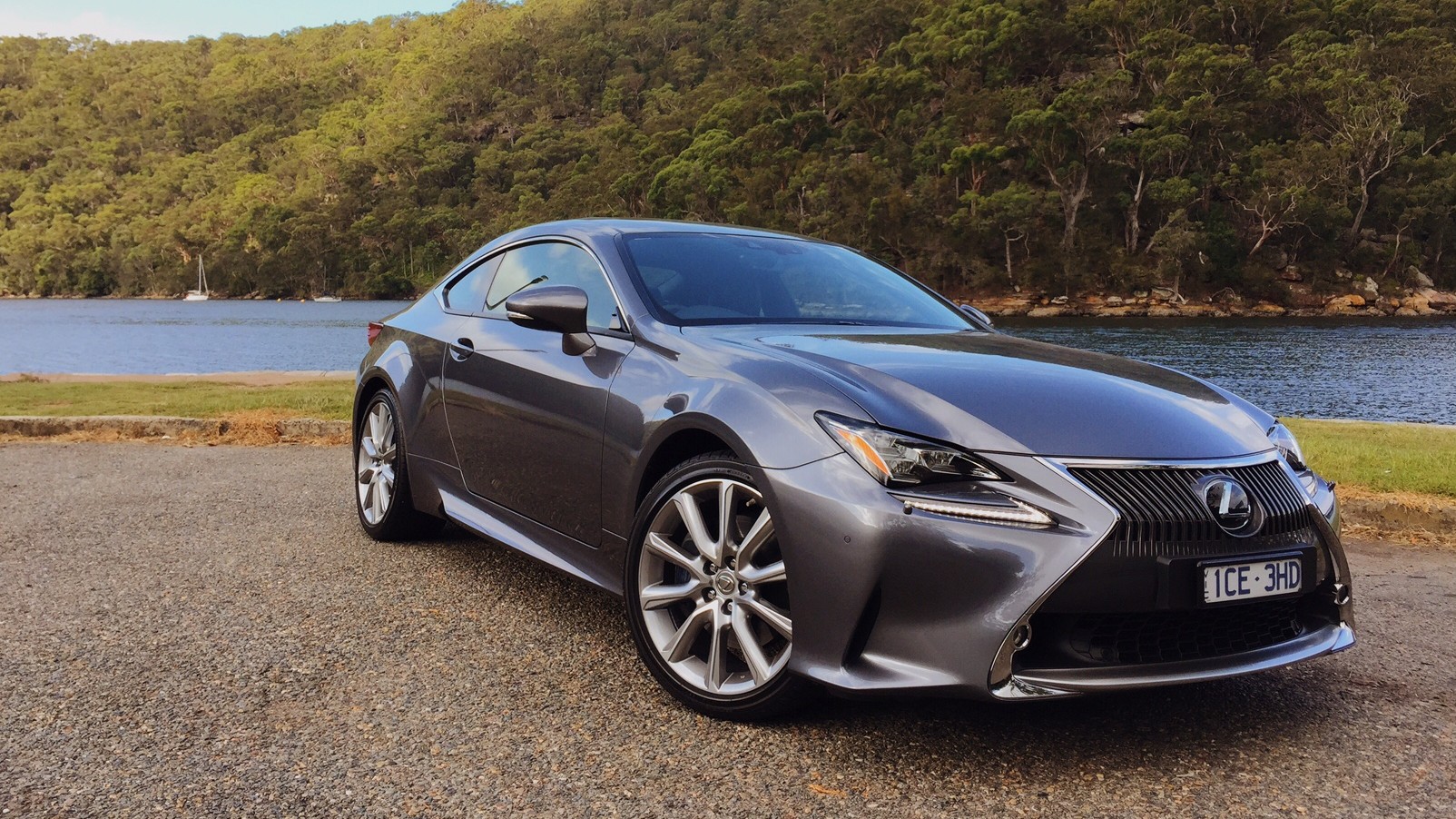 Lexus RC 350 Review 2015