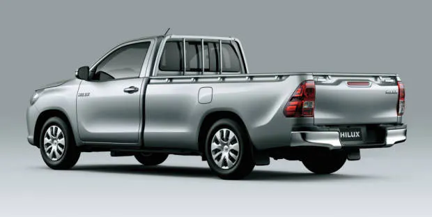 Chasing Cars – Toyota HiLux Ute