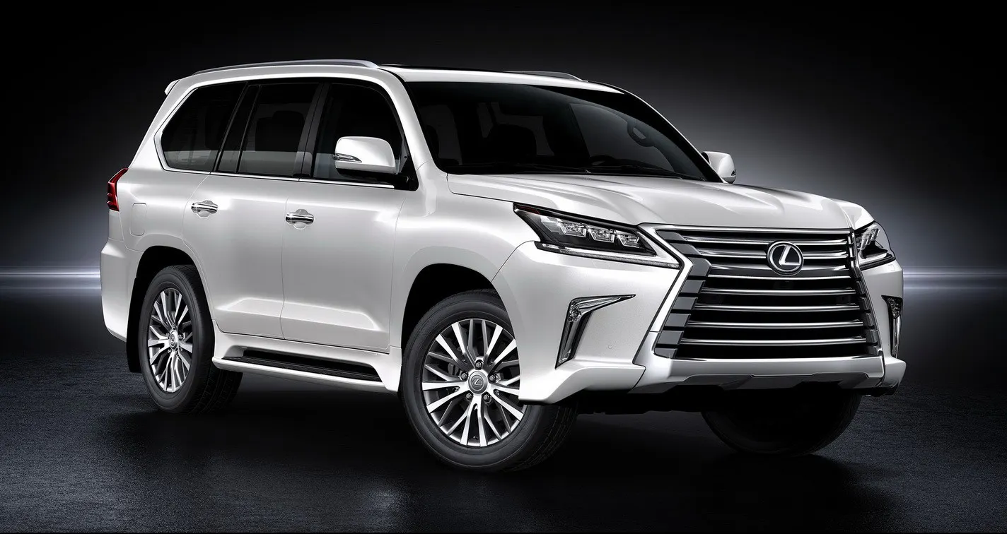 2016 Lexus LX570 brings intimidating new face