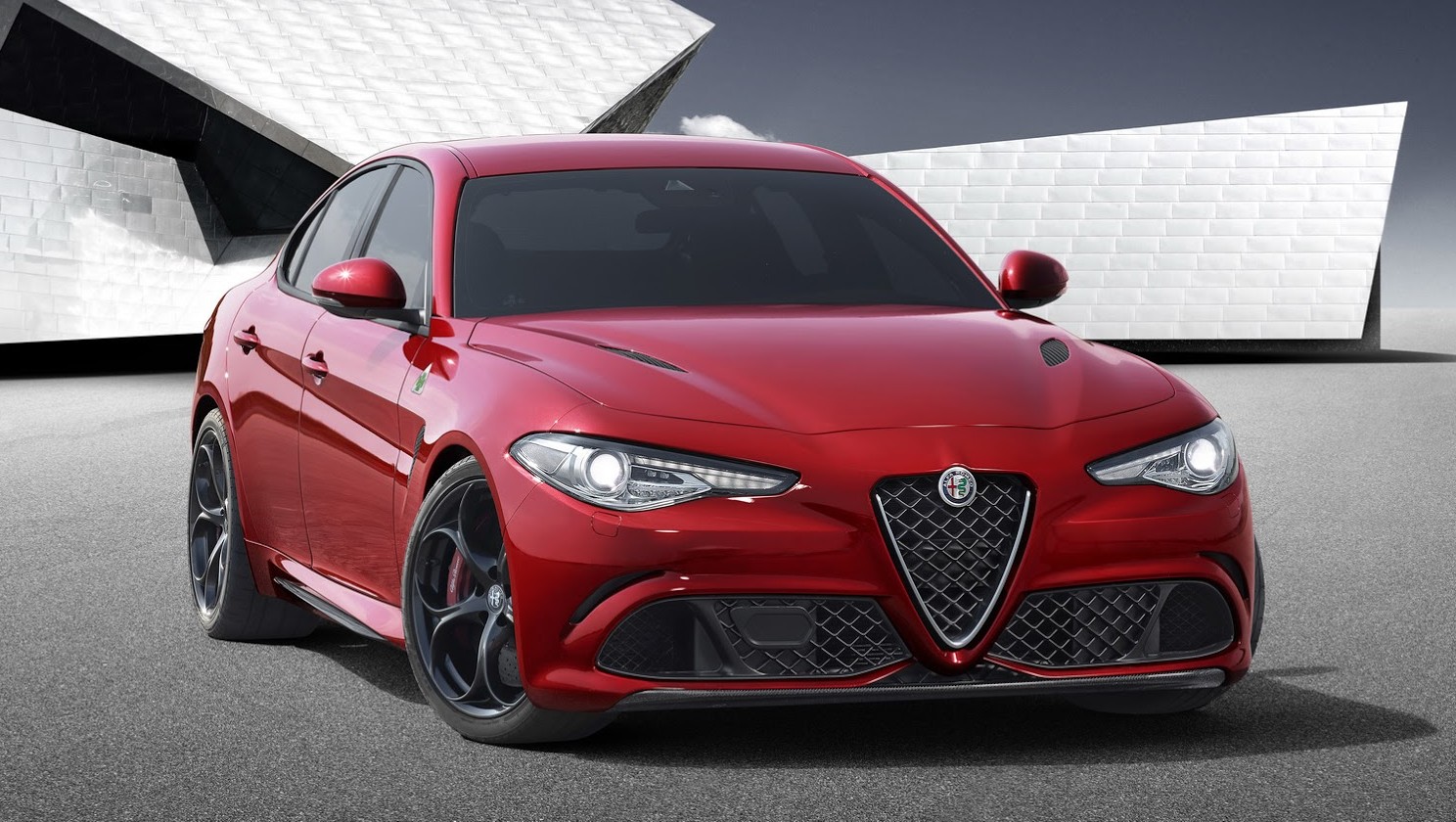 Alfa Romeo Giulia QV hits the Nurburgring