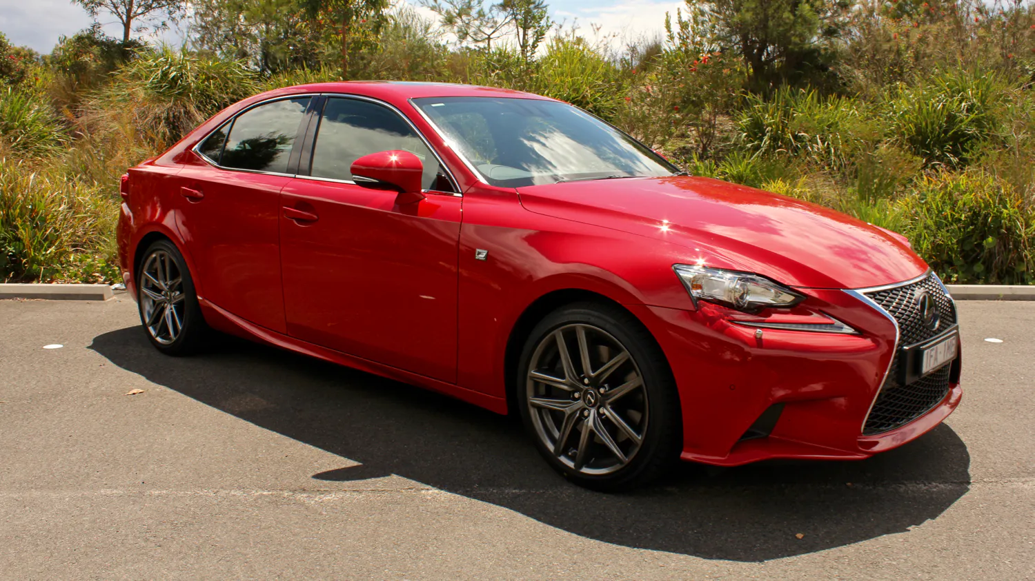 2016 Lexus IS200t Review