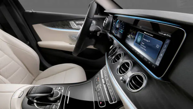 2016 Mercedes-Benz E-Class Cabin