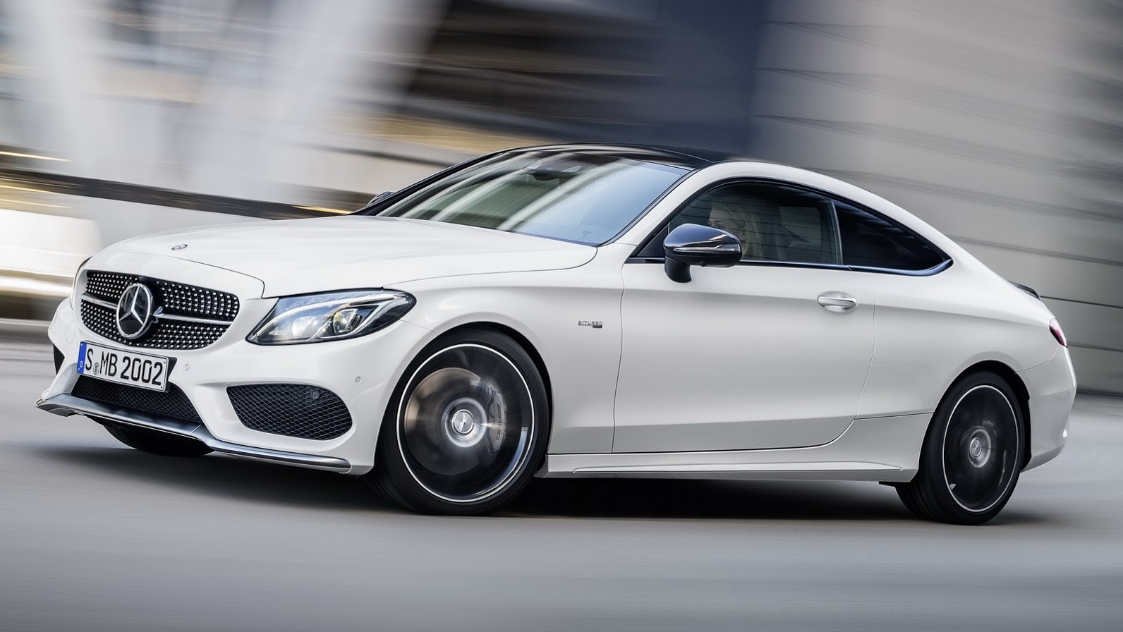 The Mercedes-AMG C43 is the C63's 270kW little brother