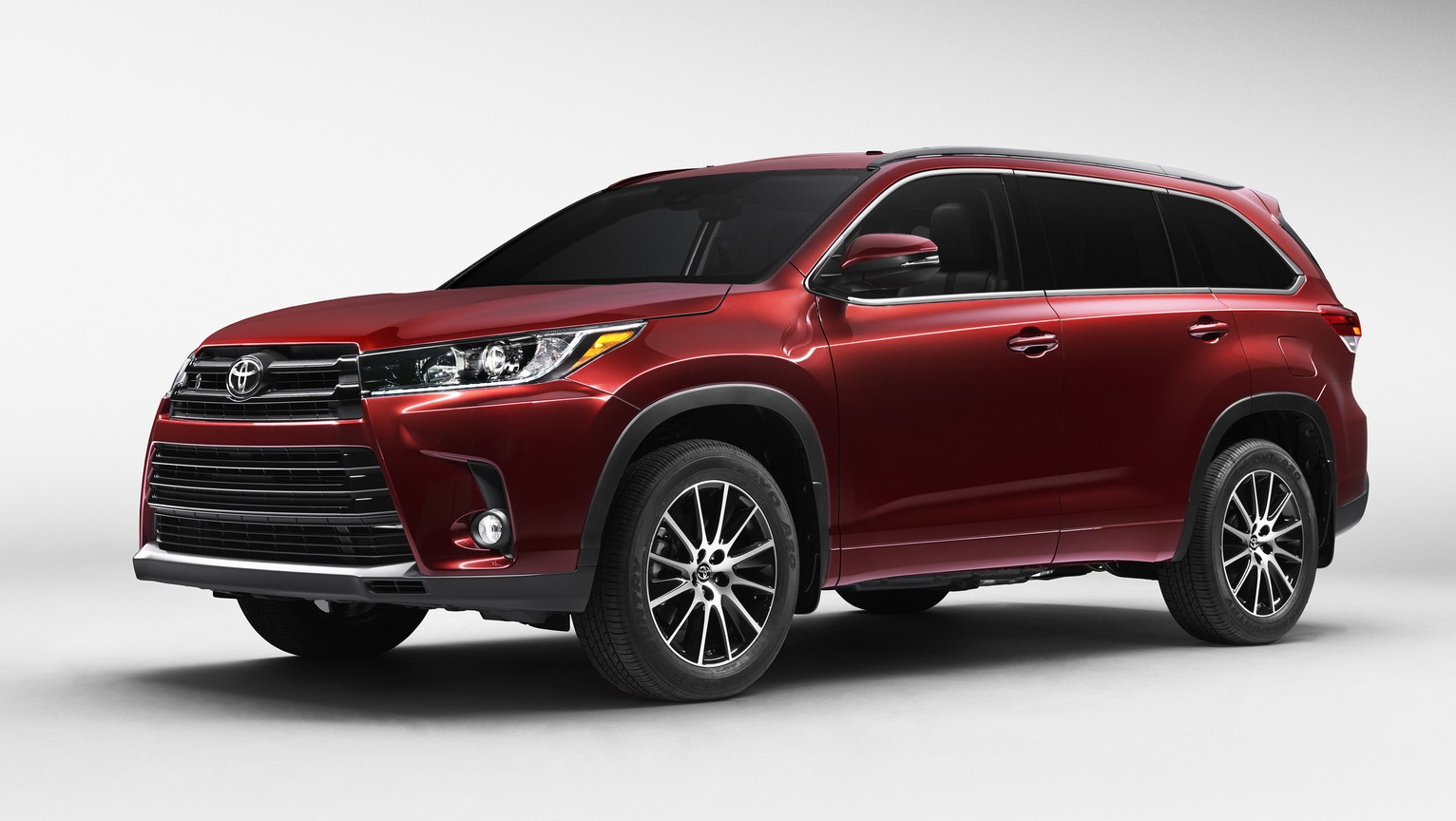 Tougher—And Faster: The 2016 Toyota Kluger Is Getting An Upgrade