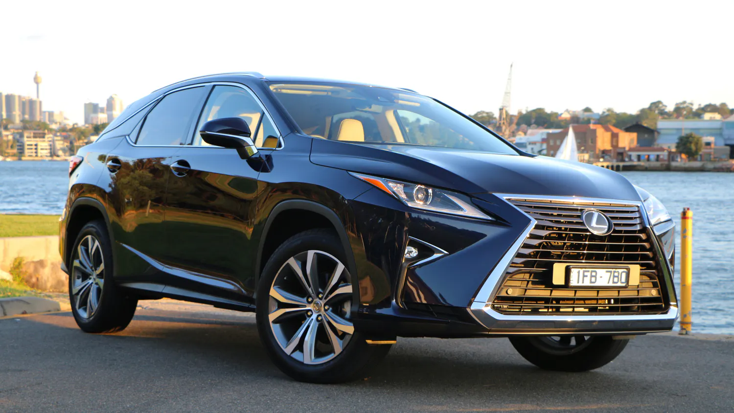 2016 Lexus RX 200t Review