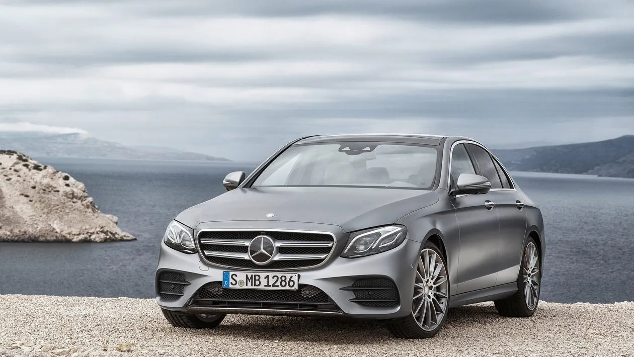 No rear-wheel-drive for 2017 Mercedes-AMG E63