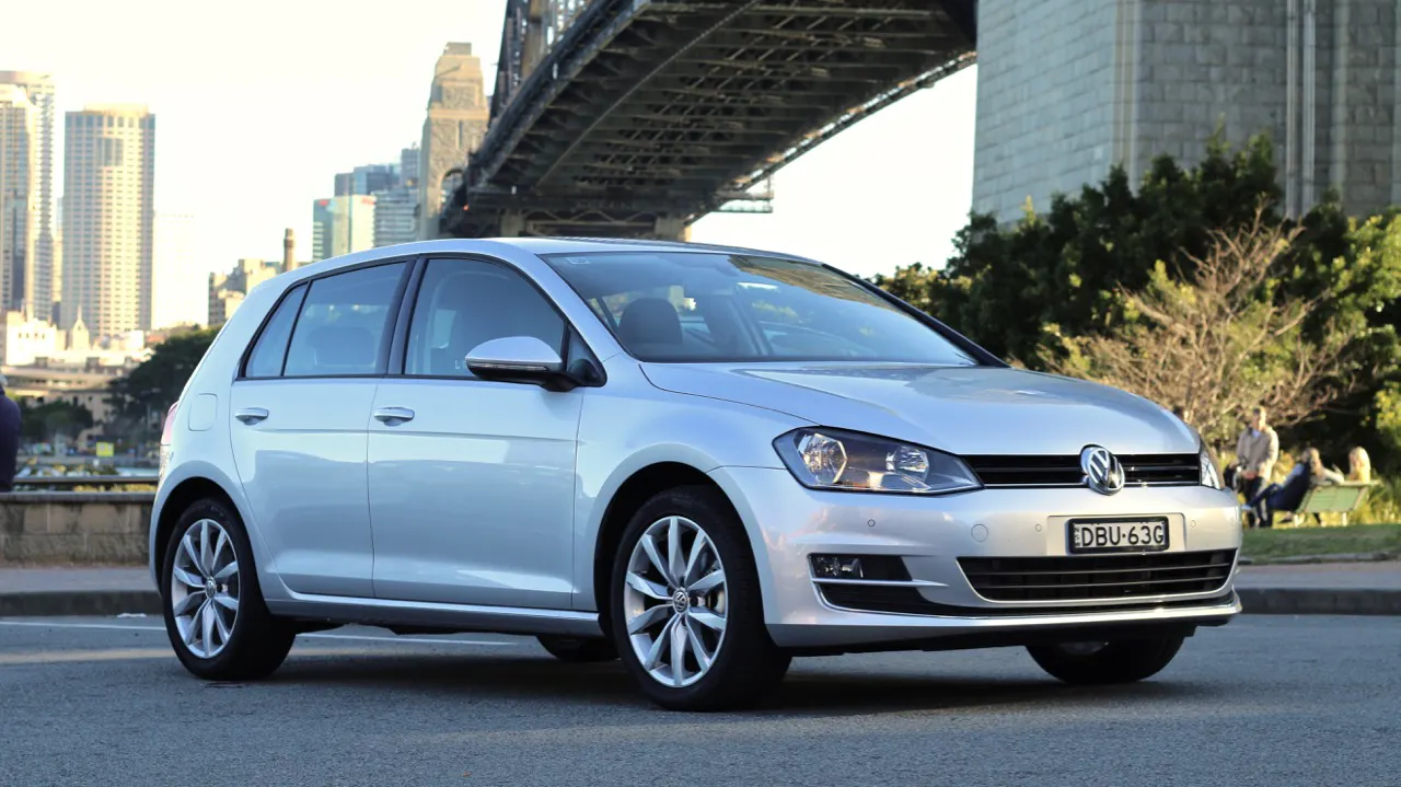 2016 Volkswagen Golf Review