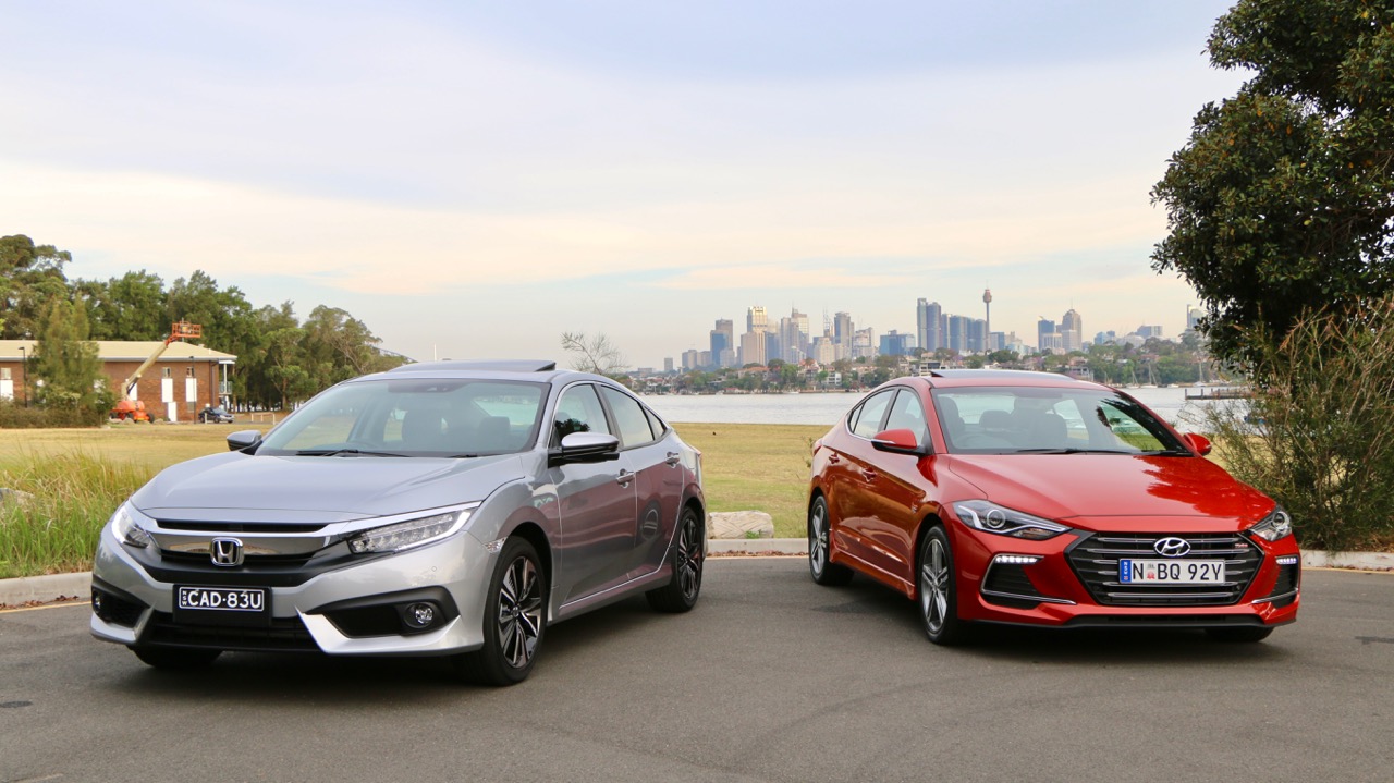 Hyundai Elantra SR Turbo vs Honda Civic Turbo Comparison Review
