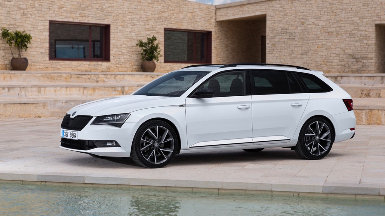 2017 Skoda Superb Sportline asks just $1,000 more than 206TSI