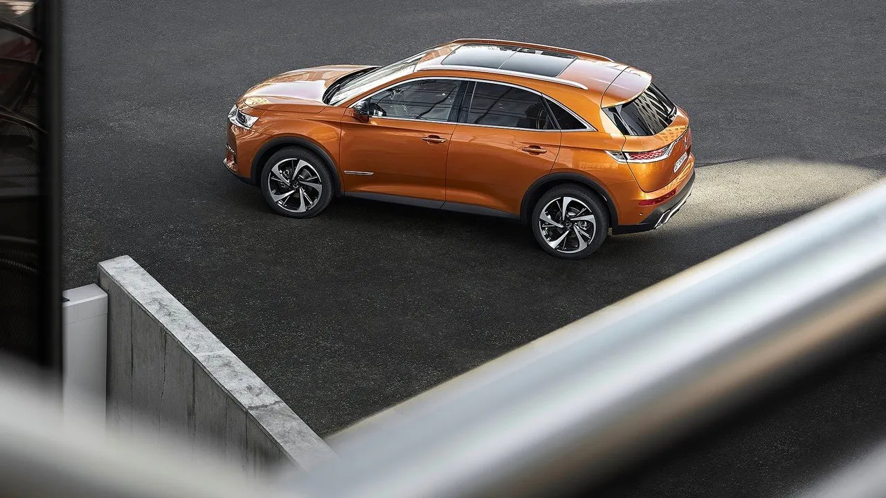 2018 DS7 Crossback unveiled at the 2017 Geneva Motor Show