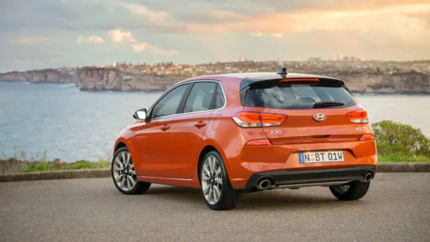 2017 Hyundai i30 SR orange Australia