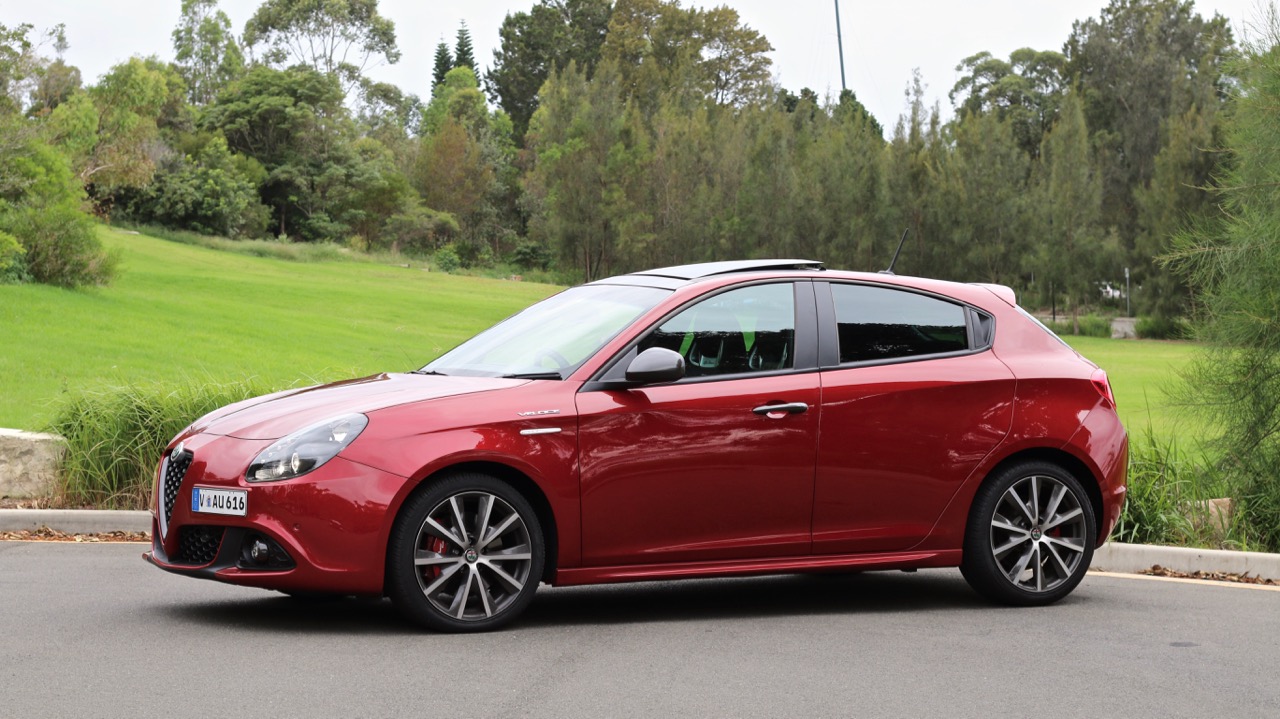 2017 Alfa Romeo Giulietta Veloce Review
