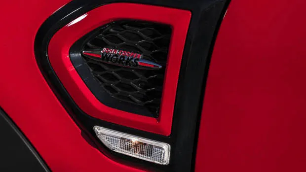 2017 John Cooper Works Countryman side vent