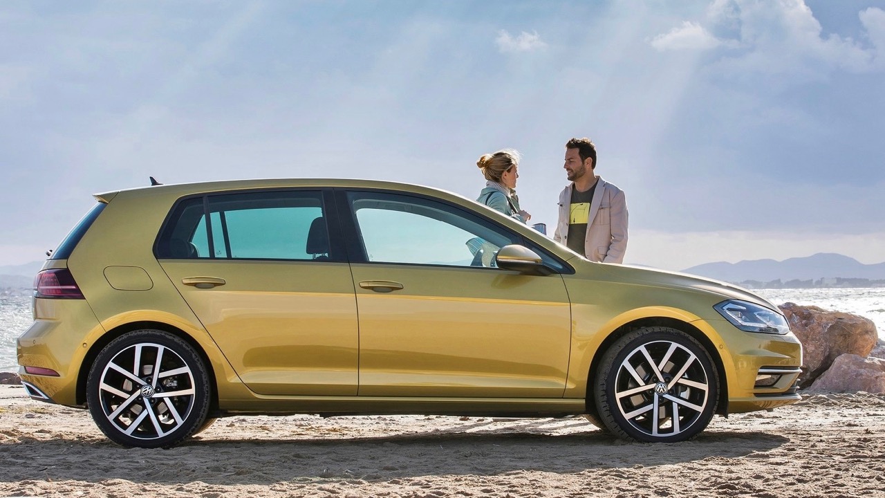2017 Volkswagen Golf hatch, wagon prices announced for Australia