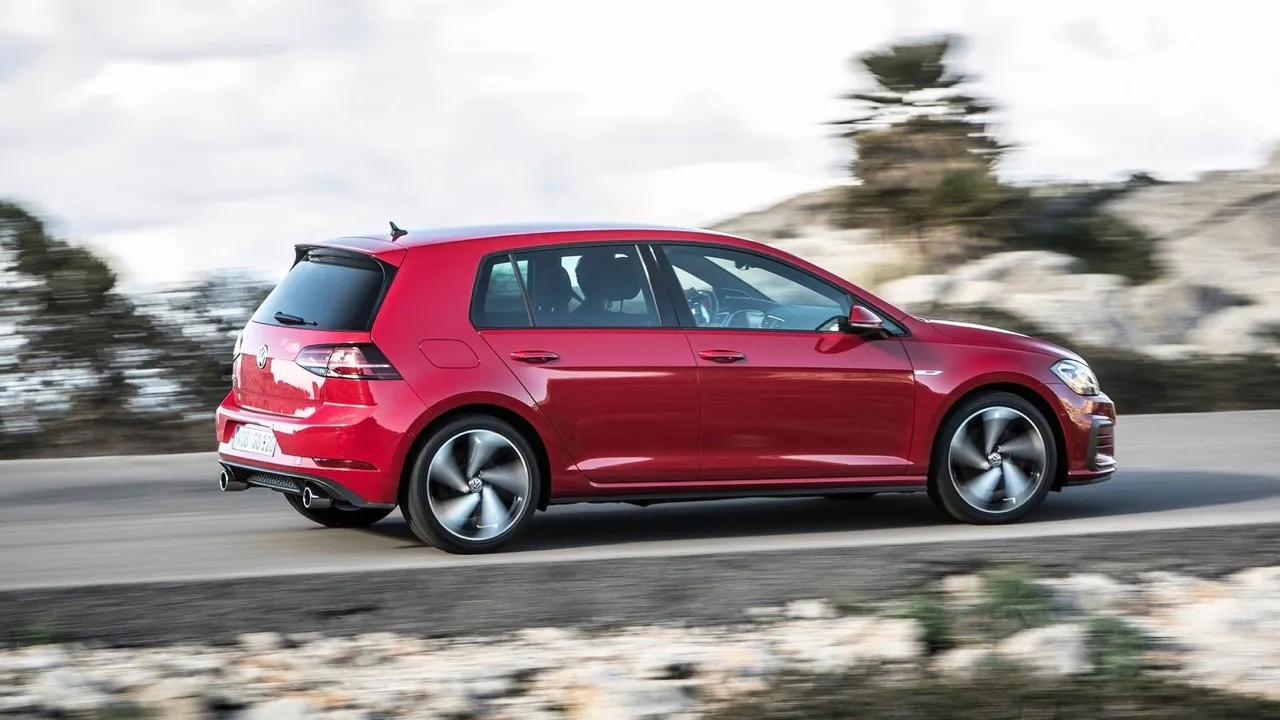 2017 Volkswagen Golf GTI and Performance Edition 1 announced for Australia