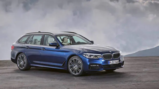 2017 BMW 5 Series Touring Australia – Chasing Cars
