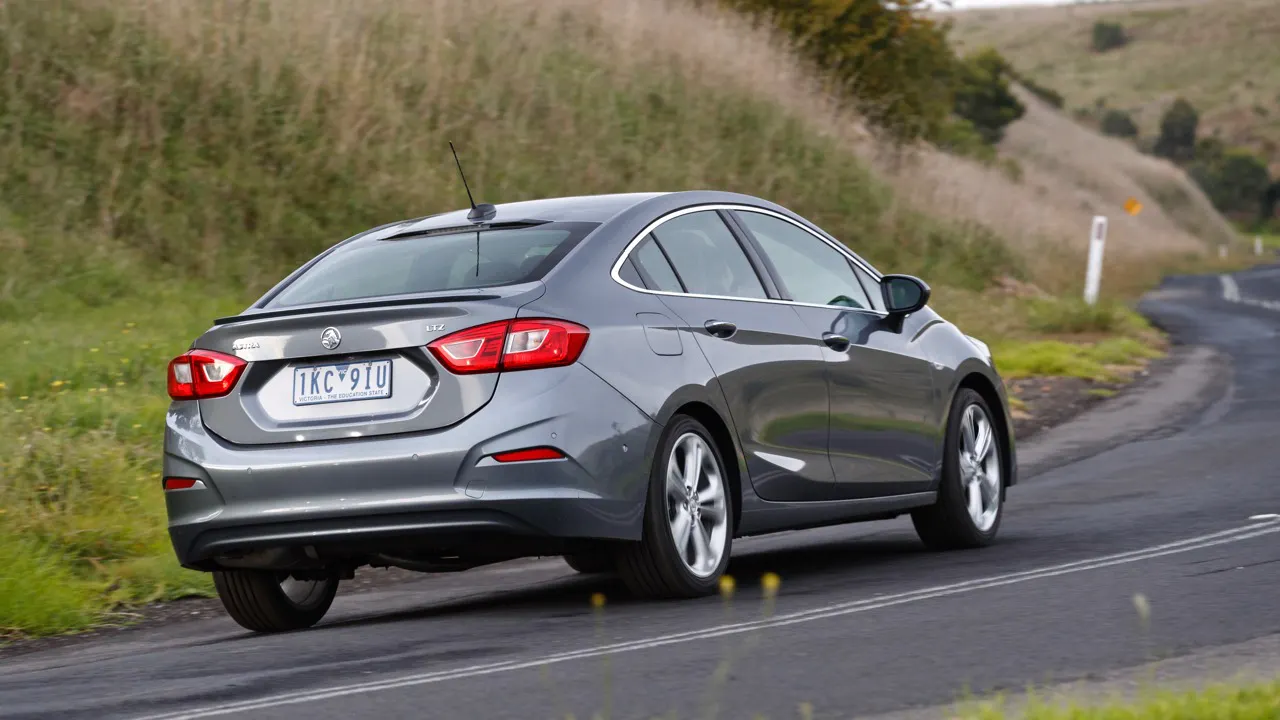 2017 Holden Astra Sedan Review: First Drive