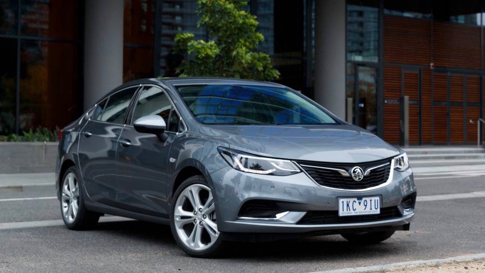 2017 Holden Astra sedan pricing and specifications