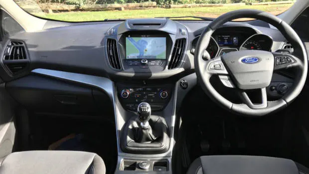 2017 Ford Escape Ambiente Dashboard – Chasing Cars