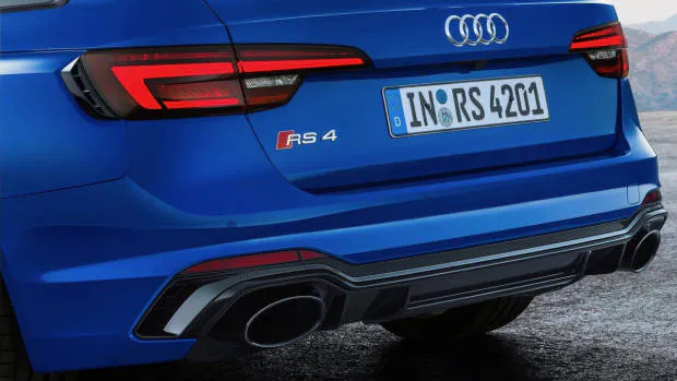 2018 Audi RS4 Avant rear diffuser