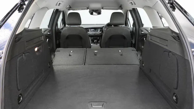 2018 Holden Astra Sportwagon bootspace