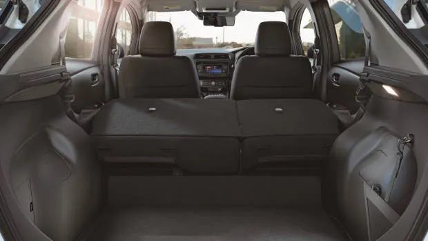 2018 Nissan Leaf boot