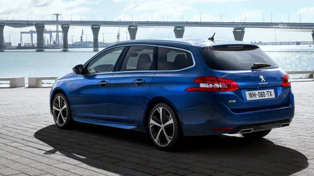 2018 Peugeot 308 Touring rear