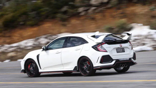 2018 Honda Civic Type R Rear End Championship White