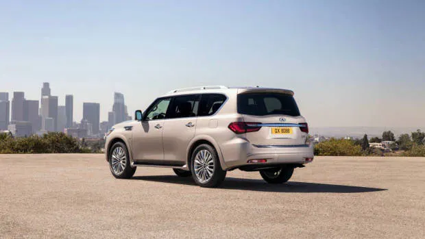 2018 Infiniti QX80 champagne rear 3/4