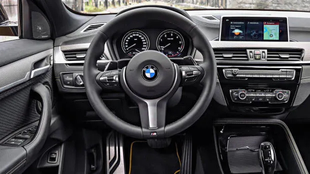 2018 BMW X2 dashboard
