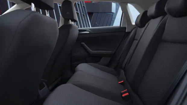 2018 Volkswagen Golf Review 70TSI Grey Cloth Back Seats