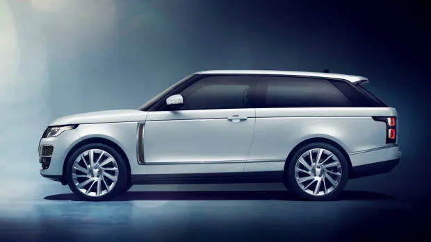 2019 Range Rover SV Coupe side2019 Range Rover SV Coupe side