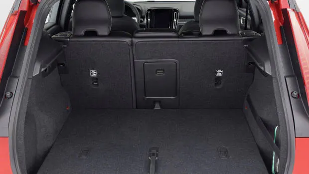 2018 Volvo XC40 boot