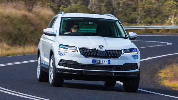 2018 Skoda Karoq 110TSI white front 3/4 moving