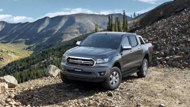 2019 Ford Ranger XLT grey front 3/4