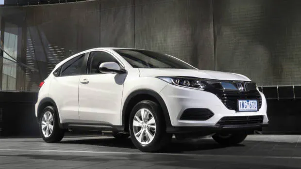 2019 Honda HR-V VTi white front end