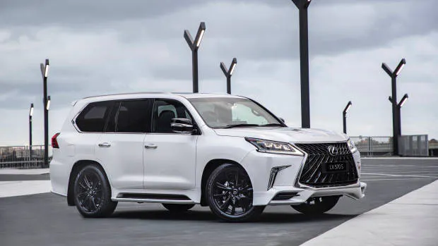 2019 Lexus LX570 S white front 3/4 side