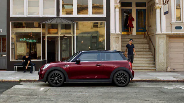 2019 MINI Cooper S Kensington Edition side