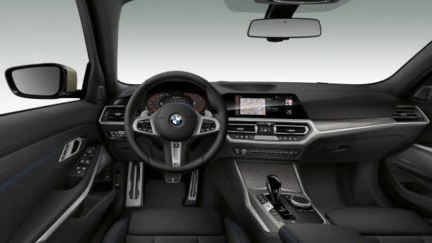 2019 BMW M340i dashboard