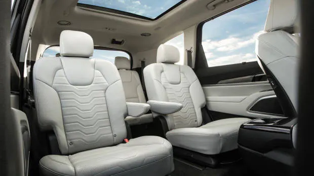 2020 Kia Telluride middle row