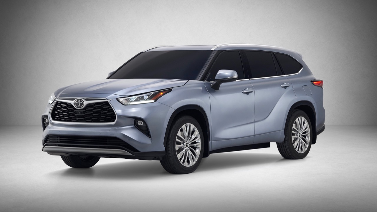 Next-gen Toyota Kluger is even bigger, more modern