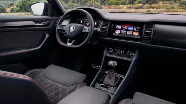 2019 ŠKODA KODIAQ RS interior
