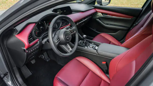 Mazda 3 Skyactiv-X 2020 interior