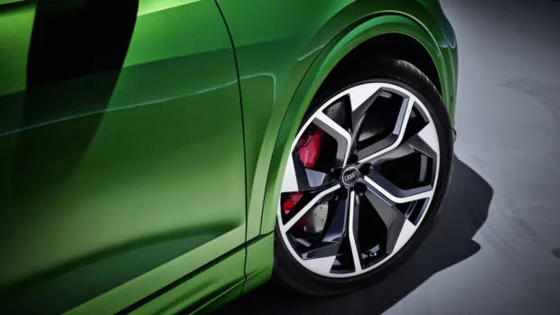 2020 Audi RS Q8 6
