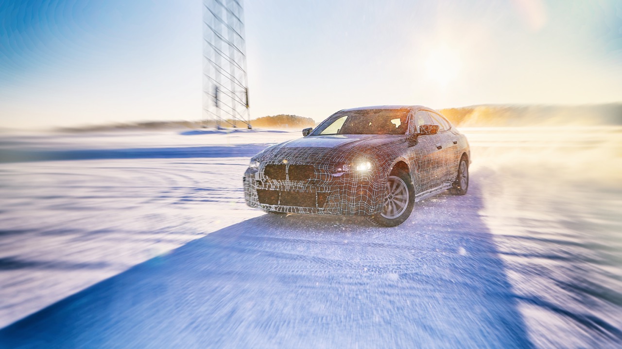 Proven BMW recipe goes electric with four-door i4 concept.