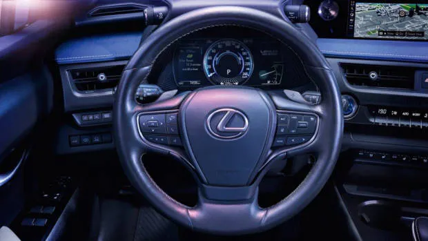 2020 Lexus UX 300e - Interior