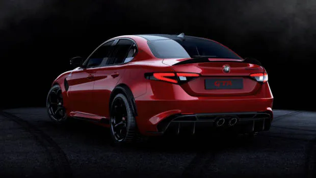 2020 Alfa Romeo Giulia GTA - 5