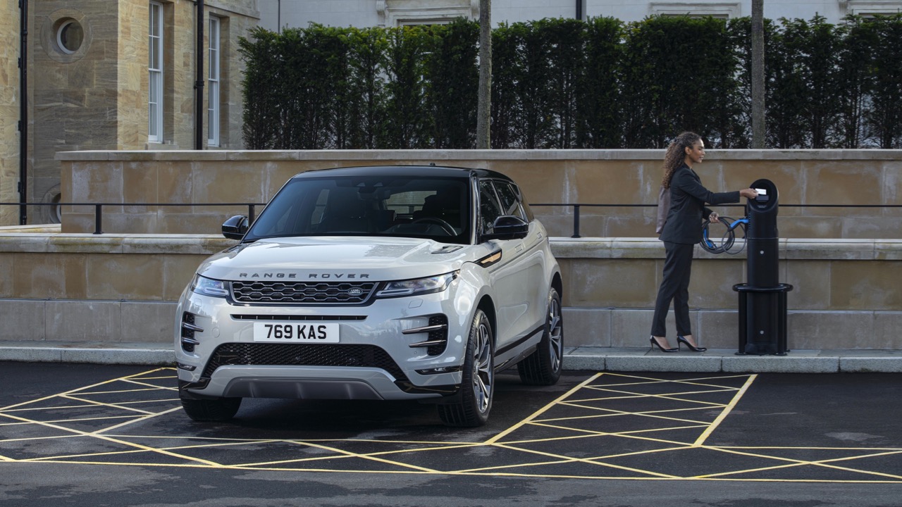 PHEV Discovery Sport and Range Rover Evoque coming in 2021
